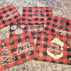 NWT Festive Red and Black Plaid Christmas Placemats Set